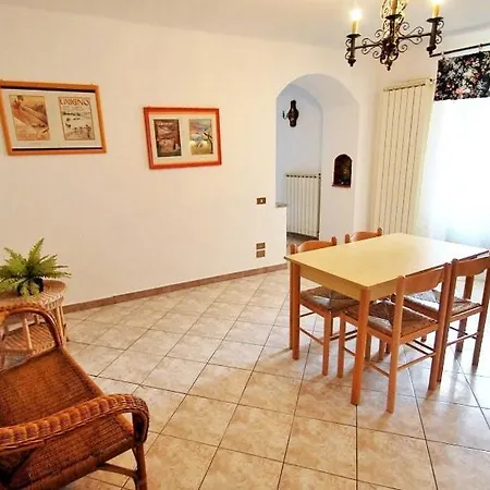 Apartment Antico Borgo Del Maggiore *
